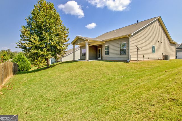 10 Vintage Avenue, Newnan, GA 30265