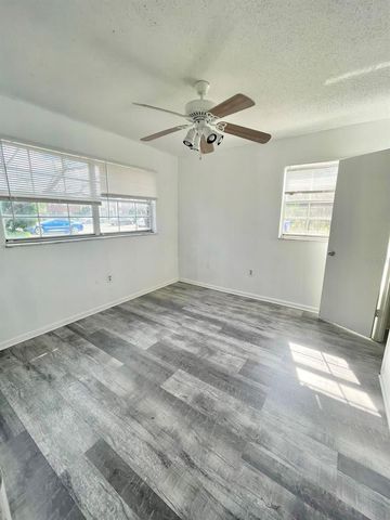 1920 E EDGEWOOD DRIVE D11, Lakeland, FL 33803