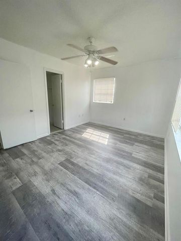 1920 E EDGEWOOD DRIVE D11, Lakeland, FL 33803