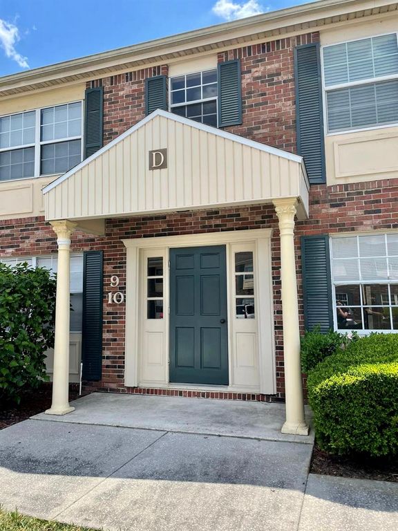 1920 E EDGEWOOD DRIVE D11, Lakeland, FL 33803
