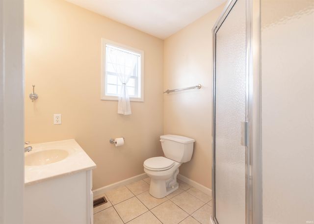 3501 S Oaklawn Circle, Bloomington, IN 47401