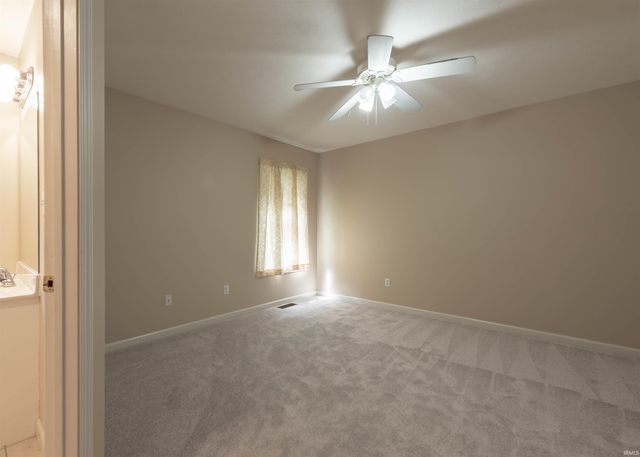 3501 S Oaklawn Circle, Bloomington, IN 47401