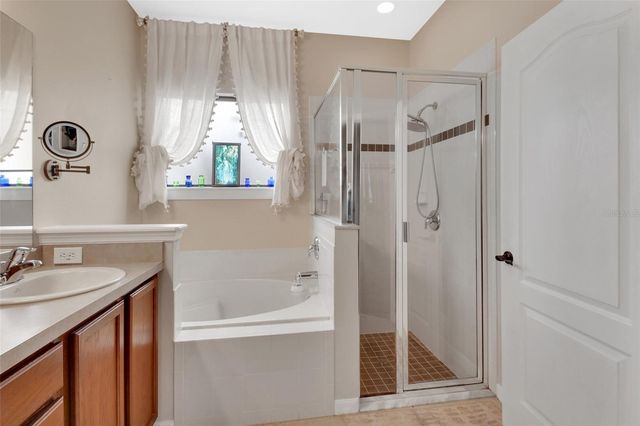 404 COUNTRY VIEW CIRCLE, Deland, FL 32720