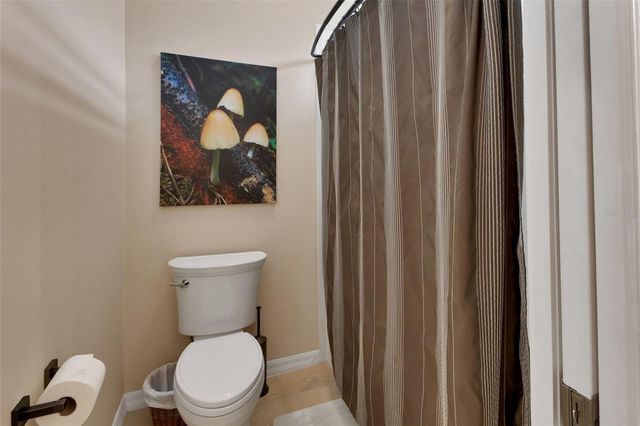 404 COUNTRY VIEW CIRCLE, Deland, FL 32720