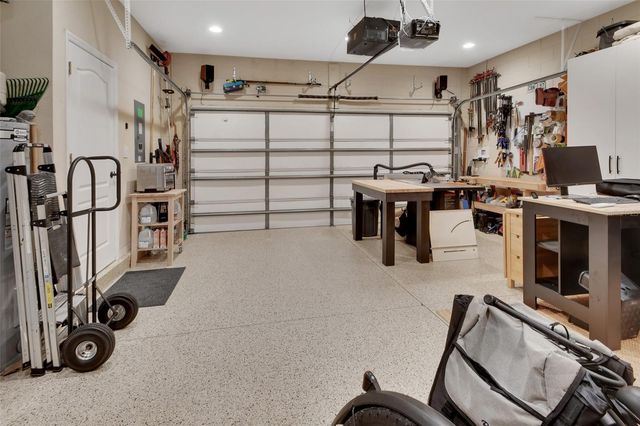 404 COUNTRY VIEW CIRCLE, Deland, FL 32720