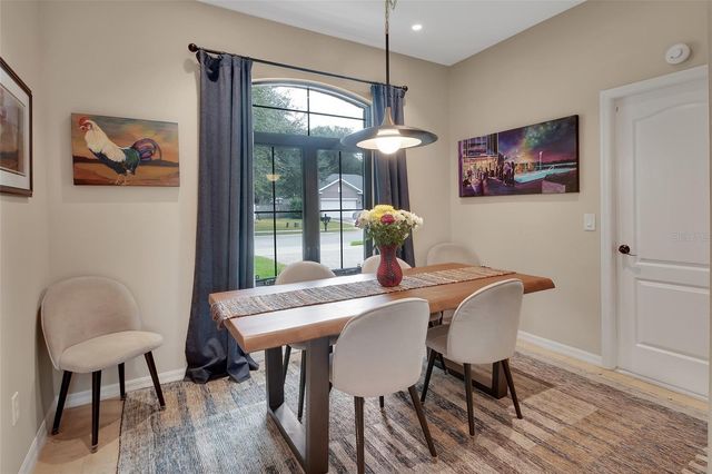 404 COUNTRY VIEW CIRCLE, Deland, FL 32720