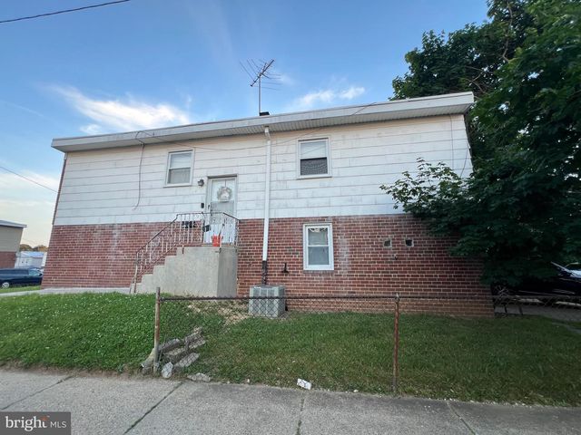 10001 BRIDLE RD, Philadelphia, PA 19116