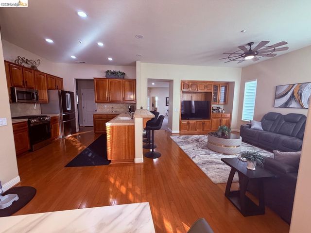 773 Centennial Pl, Brentwood, CA 94513