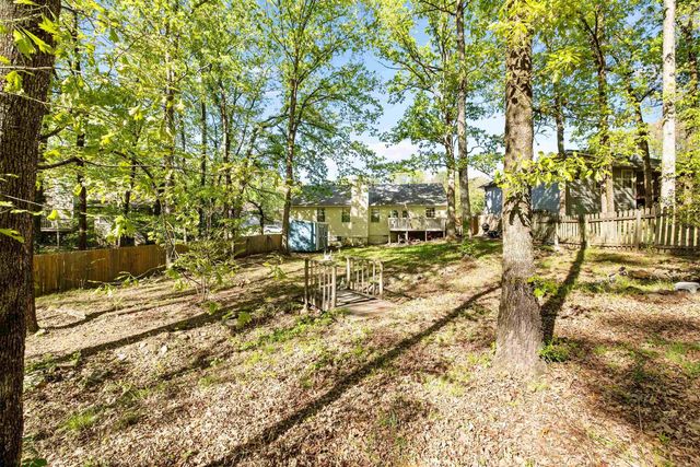 9 Honey Locust Court, Little Rock, AR 72211