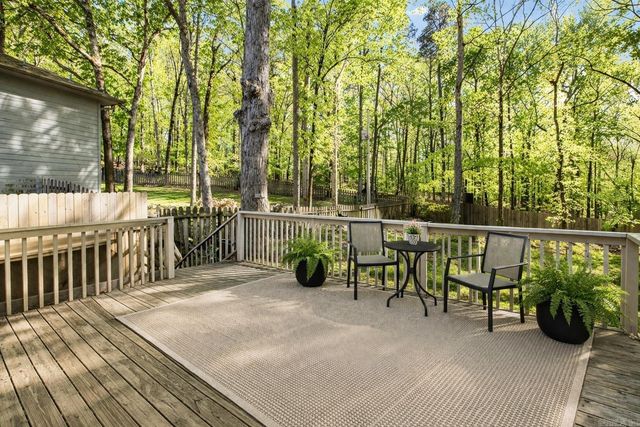 9 Honey Locust Court, Little Rock, AR 72211