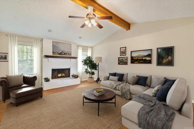 9 Honey Locust Court, Little Rock, AR 72211