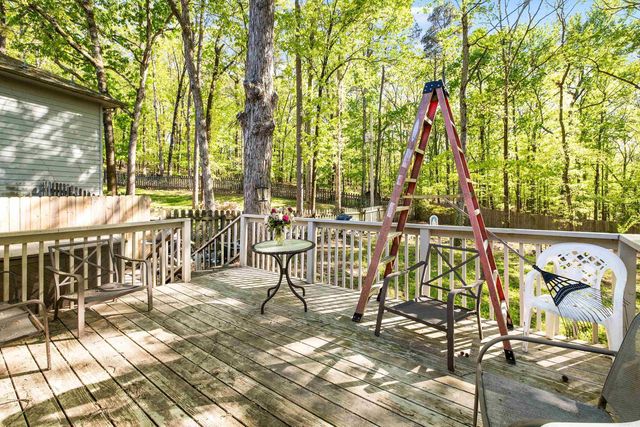 9 Honey Locust Court, Little Rock, AR 72211