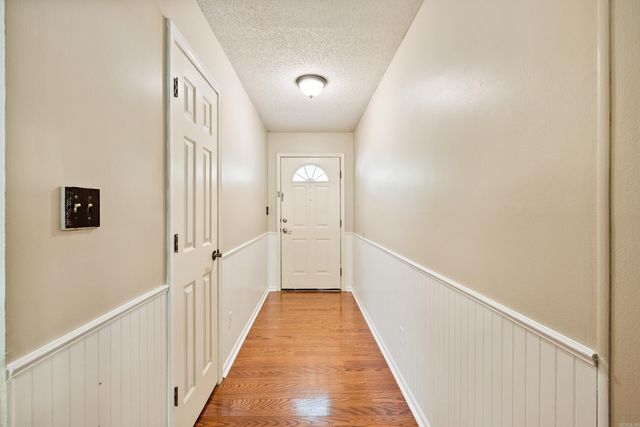 9 Honey Locust Court, Little Rock, AR 72211