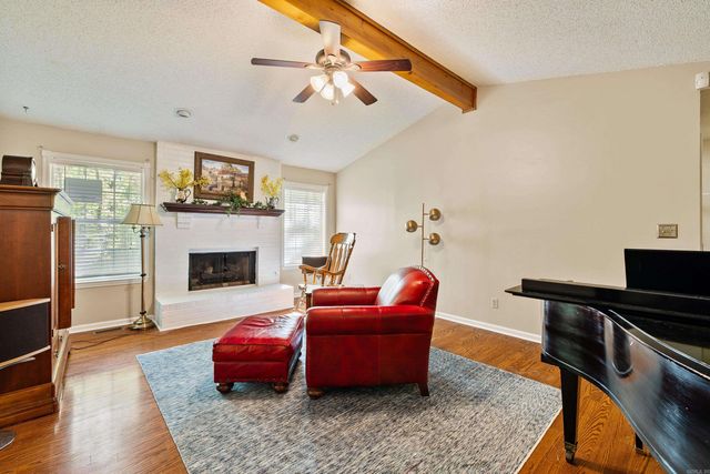 9 Honey Locust Court, Little Rock, AR 72211