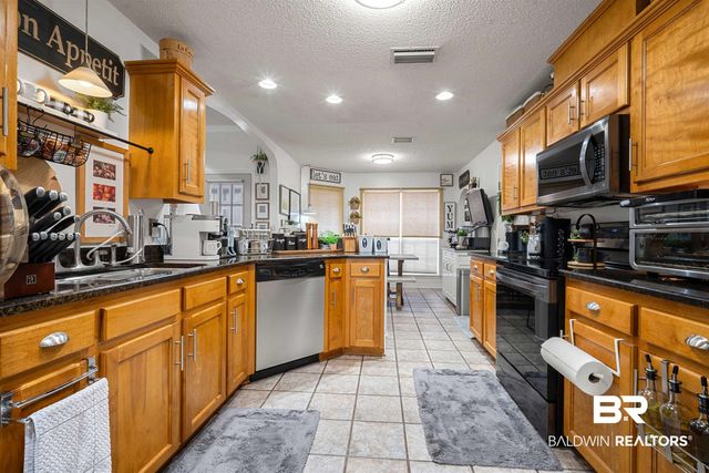 7089 Remington Estates Drive, Mobile, AL 36618