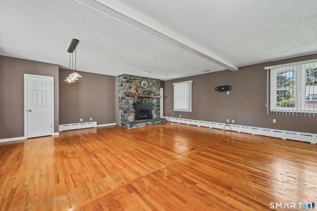 2 Birchwood Terrace, Prospect, CT 06712