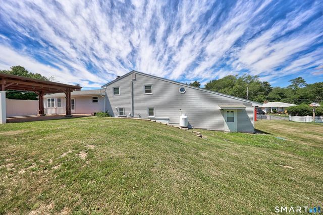 2 Birchwood Terrace, Prospect, CT 06712