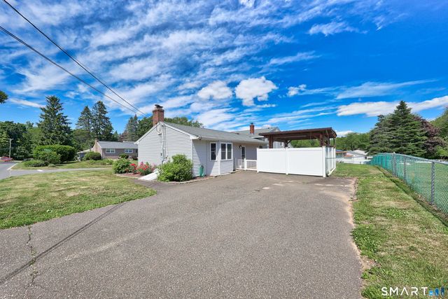 2 Birchwood Terrace, Prospect, CT 06712