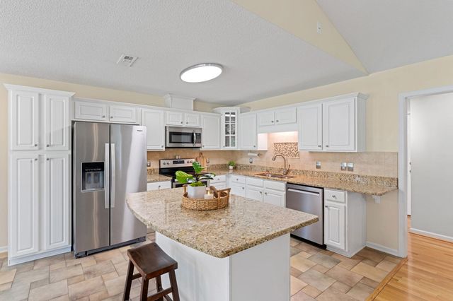 148 N Heron Drive, Fountain Inn, SC 29644
