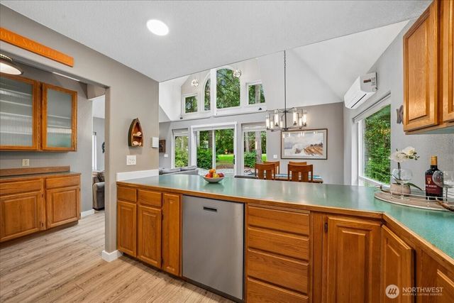 11319 Country Club Drive, Anderson Island, WA 98303