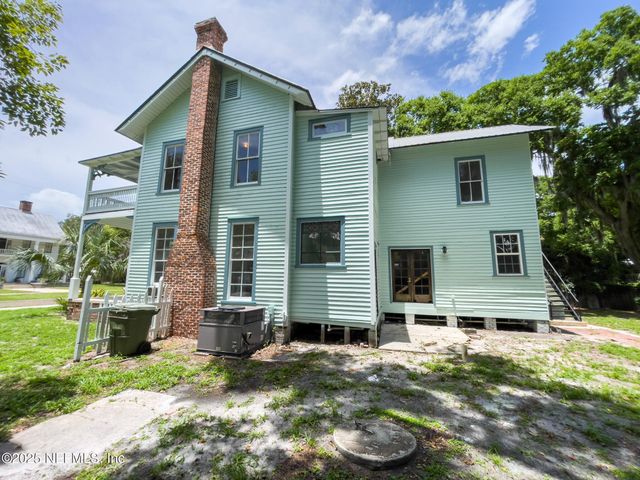 417 N 3RD Street, Palatka, FL 32177