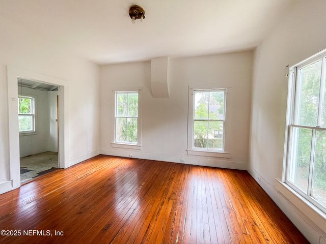 417 N 3RD Street, Palatka, FL 32177
