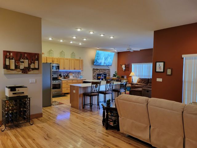 240 Thunder Ridge Dr, South Pittsburg, TN 37380