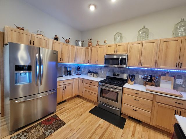 240 Thunder Ridge Dr, South Pittsburg, TN 37380