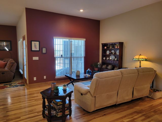 240 Thunder Ridge Dr, South Pittsburg, TN 37380