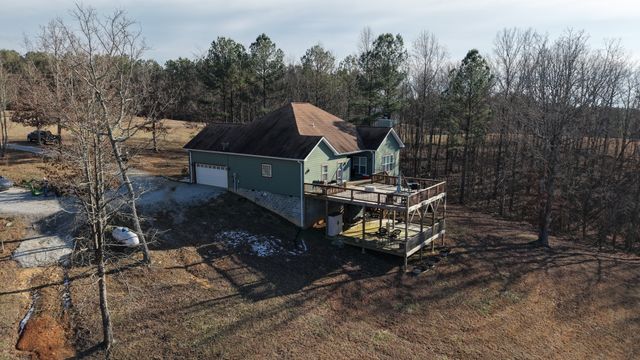 240 Thunder Ridge Dr, South Pittsburg, TN 37380