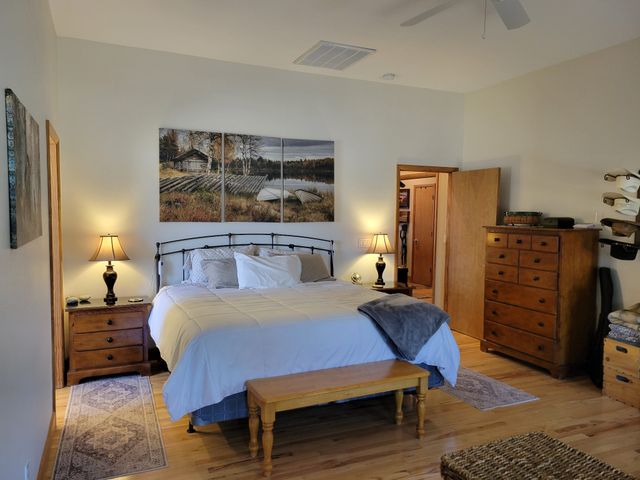 240 Thunder Ridge Dr, South Pittsburg, TN 37380