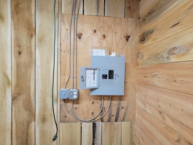 240 Thunder Ridge Dr, South Pittsburg, TN 37380