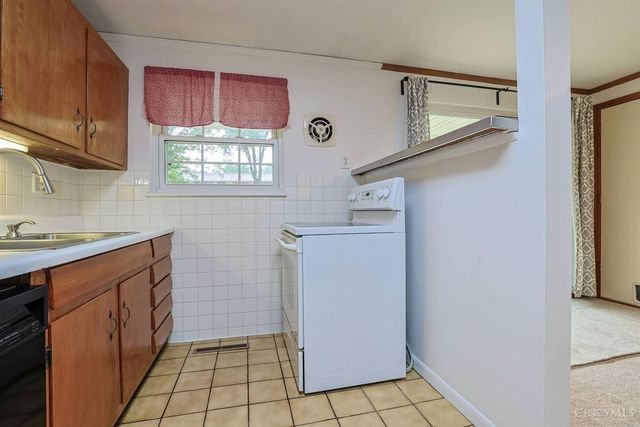 799 Ledro Street, Springdale, OH 45246