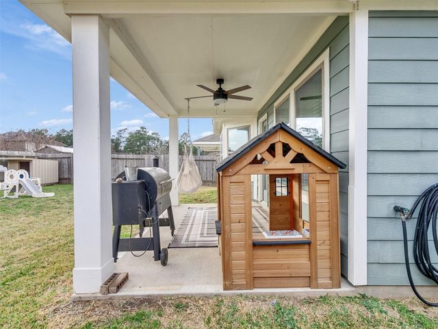 461 Camas Creek Lane, Magnolia, TX 77354