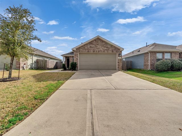 461 Camas Creek Lane, Magnolia, TX 77354