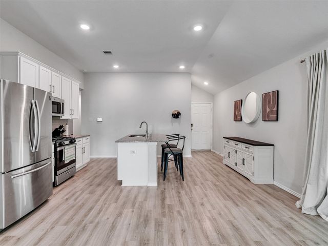 461 Camas Creek Lane, Magnolia, TX 77354