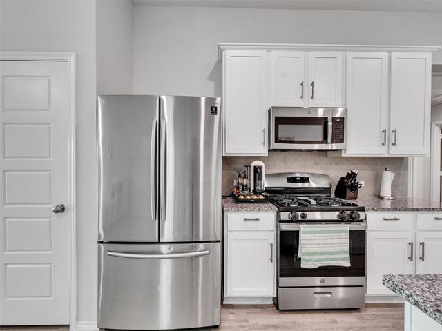 461 Camas Creek Lane, Magnolia, TX 77354