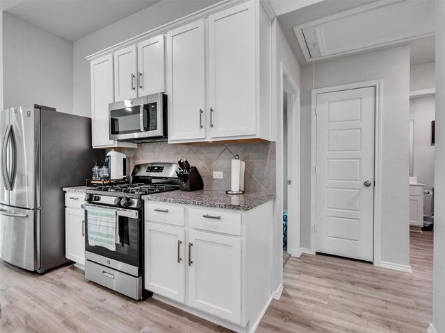 461 Camas Creek Lane, Magnolia, TX 77354