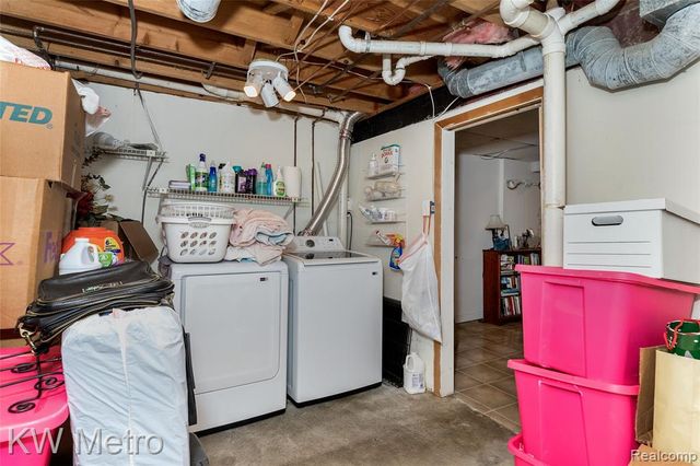 6613 Hearthstone Court 83, West Bloomfield, MI 48322