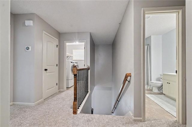 10208 Theden Circle, Lenexa, KS 66220