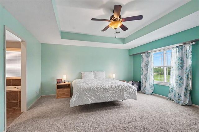 10208 Theden Circle, Lenexa, KS 66220