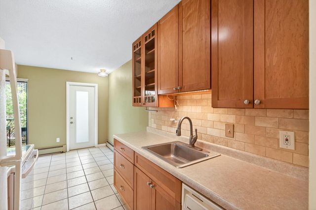 4624 Cedar Lake Road S 3, Saint Louis Park, MN 55416