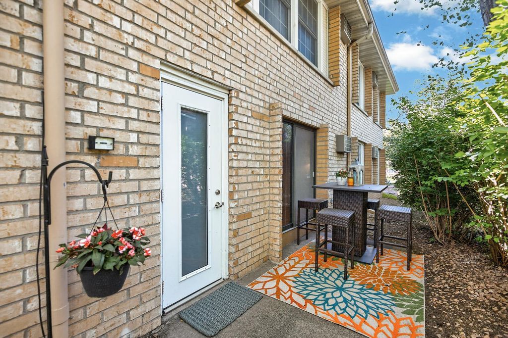 4624 Cedar Lake Road S 3, Saint Louis Park, MN 55416 — photo 3