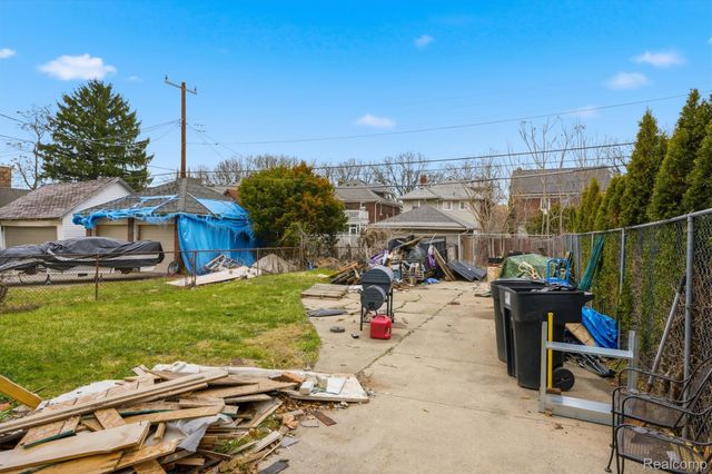 2500 Atkinson Street, Detroit, MI 48206