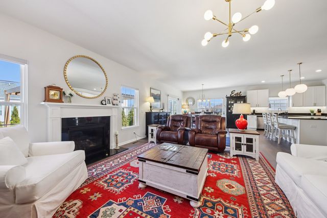 429 Fairway Lane, Sycamore, IL 60178