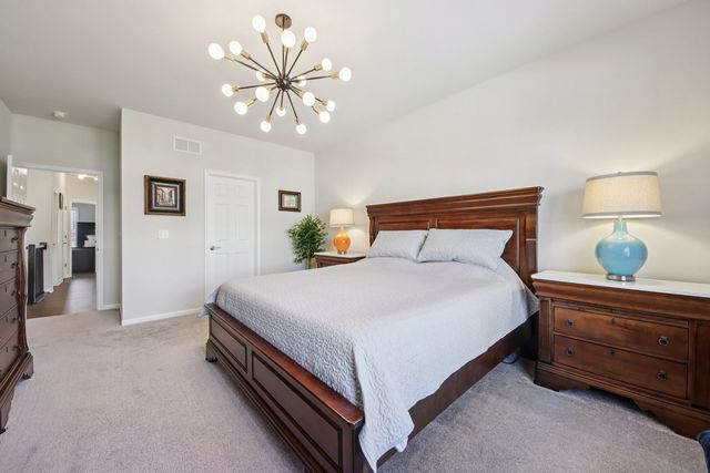 429 Fairway Lane, Sycamore, IL 60178