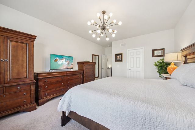 429 Fairway Lane, Sycamore, IL 60178