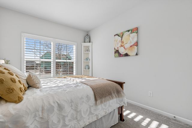 429 Fairway Lane, Sycamore, IL 60178