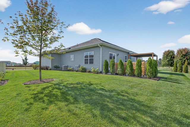 429 Fairway Lane, Sycamore, IL 60178