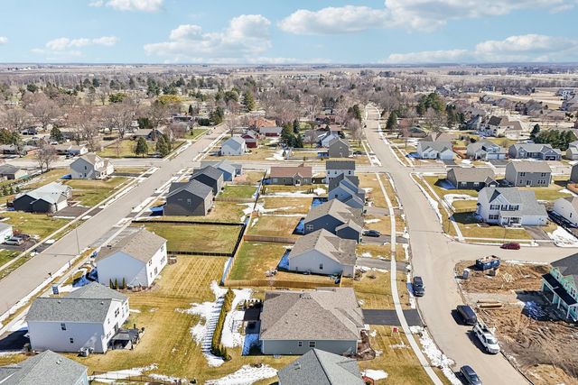 429 Fairway Lane, Sycamore, IL 60178